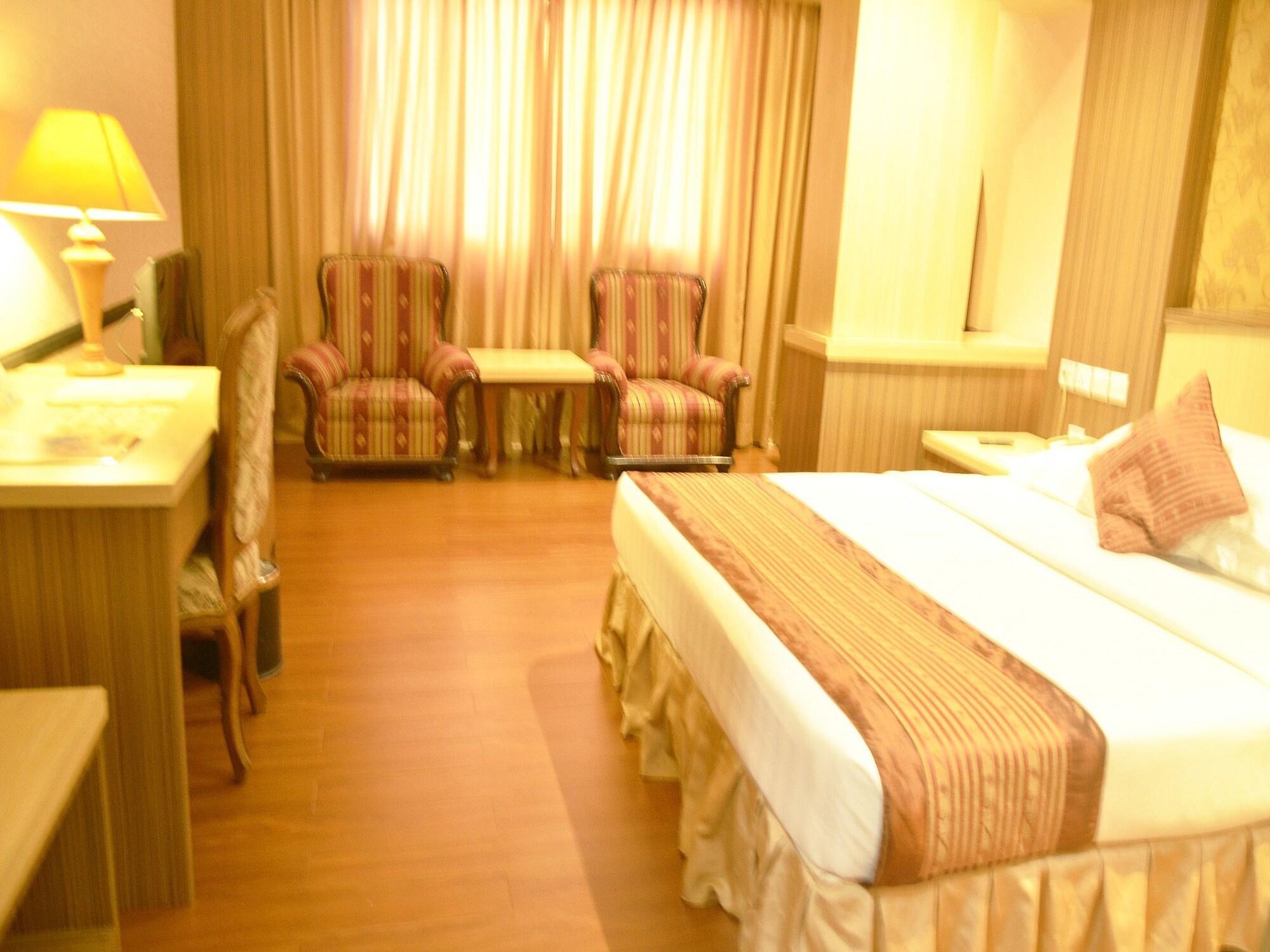 Formosa Hotel Batam Exterior foto