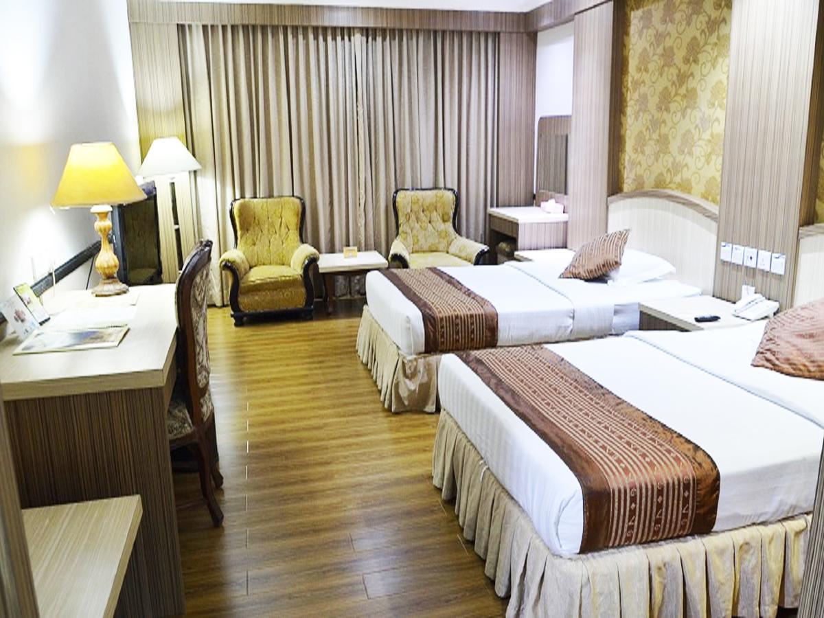 Formosa Hotel Batam Exterior foto