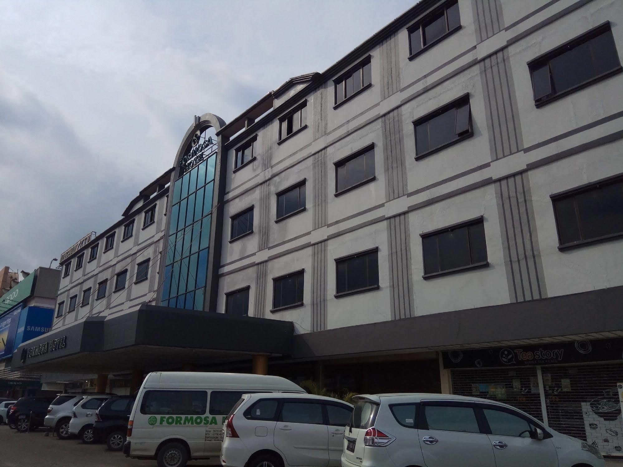 Formosa Hotel Batam Exterior foto